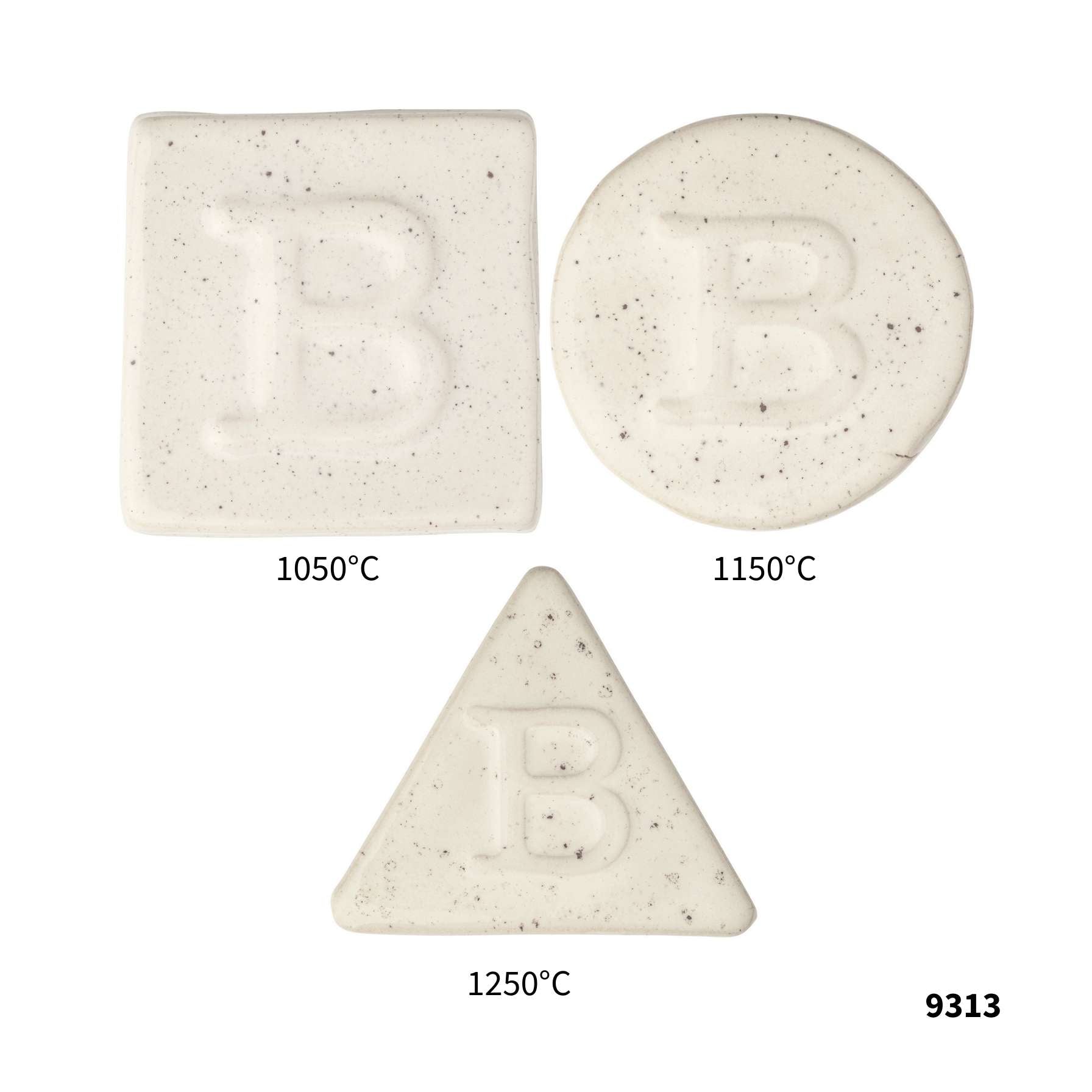 Drei weiße Botz Pro Keramikfliesen – ein Quadrat, ein Kreis und ein Dreieck – sind jeweils mit „B“ gekennzeichnet und bei 1050 °C, 1150 °C und 1250 °C für Steingut gebrannt. Unten rechts ist die Nummer 9313 in Schwarz aufgedruckt.
